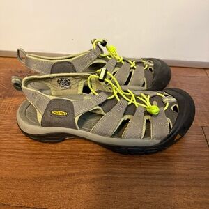 Keen Newport H2 Womens Size 9.5 Gray Neon Beach Waterproof Hiking Sandals